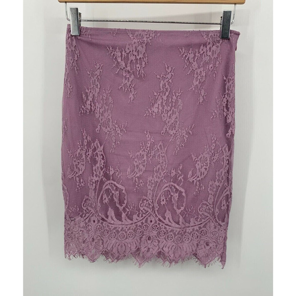 Tobi Beautiful Lace Tube Mini Skirt Side Zip Purple Lavender Women's Small - Picture 1 of 9